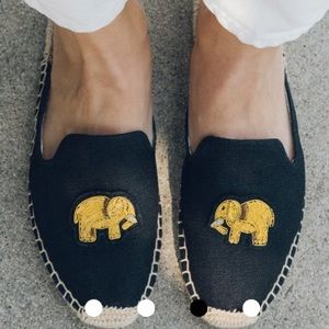 NWT Soludos Elephant Beaded Mule